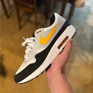 ‘Steelers’ Nike Air Max 1